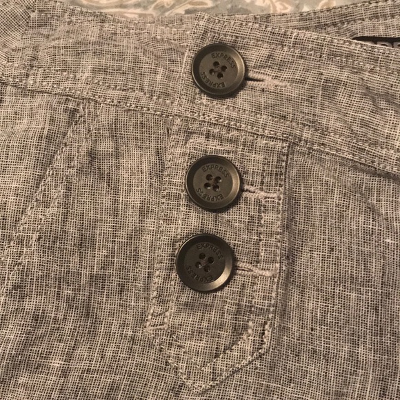 Express gray button up shorts sz 2 - Picture 2 of 4